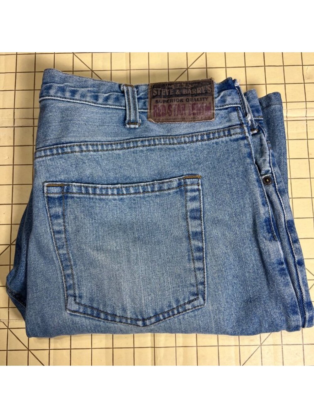 Steve & Barrys Relaxed Fit Mens Jeans 38x32 Light Wash 100% Cotton Casual Denim